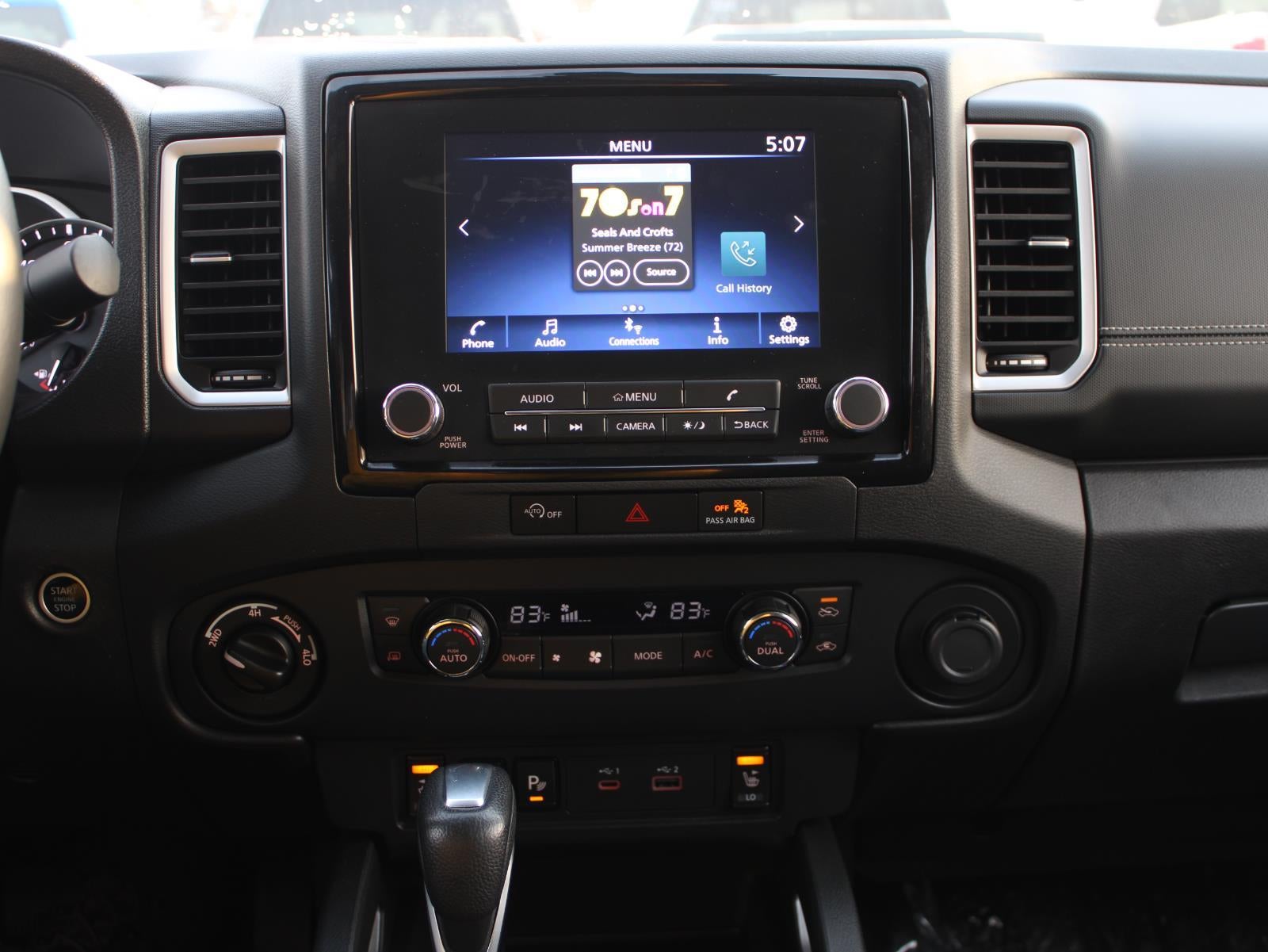 2024 Nissan Frontier SV