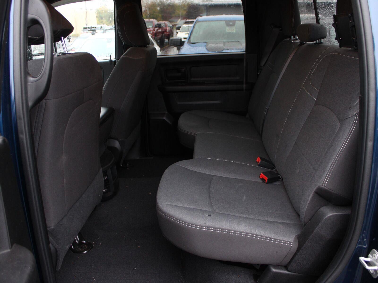 2024 RAM 2500 Tradesman Crew Cab 4x4 6'4" Box