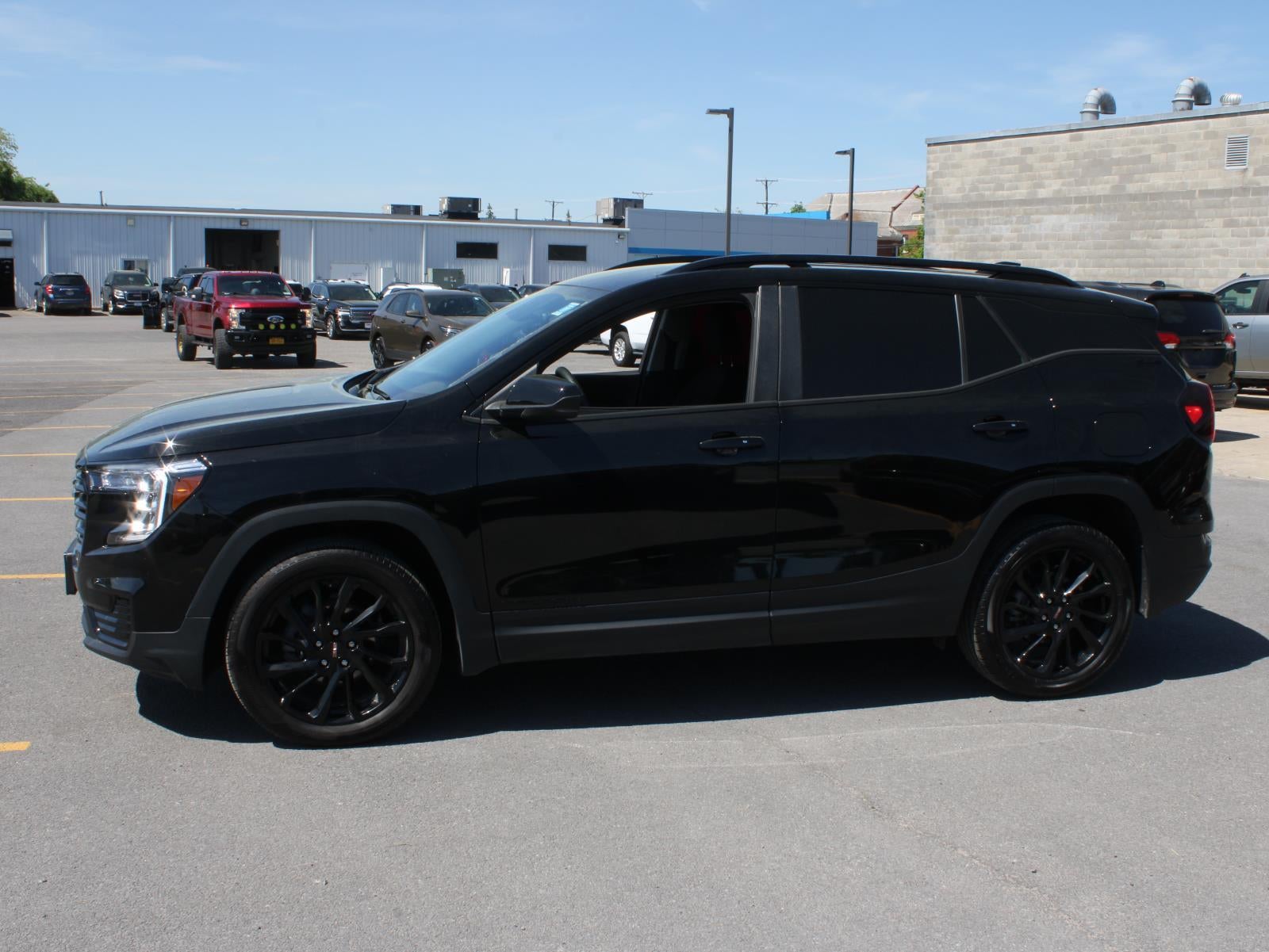 2024 GMC Terrain SLE