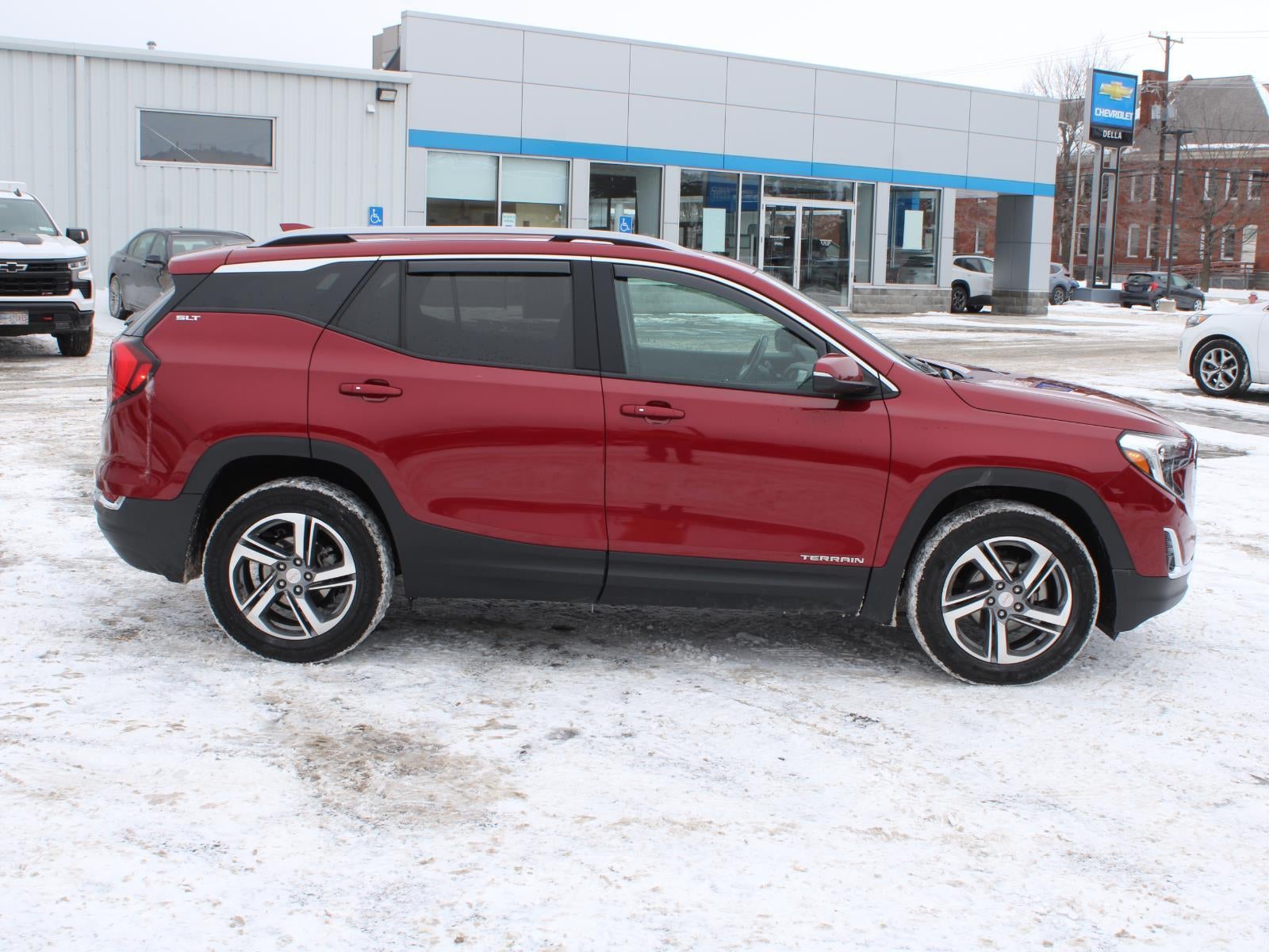 2021 GMC Terrain SLT