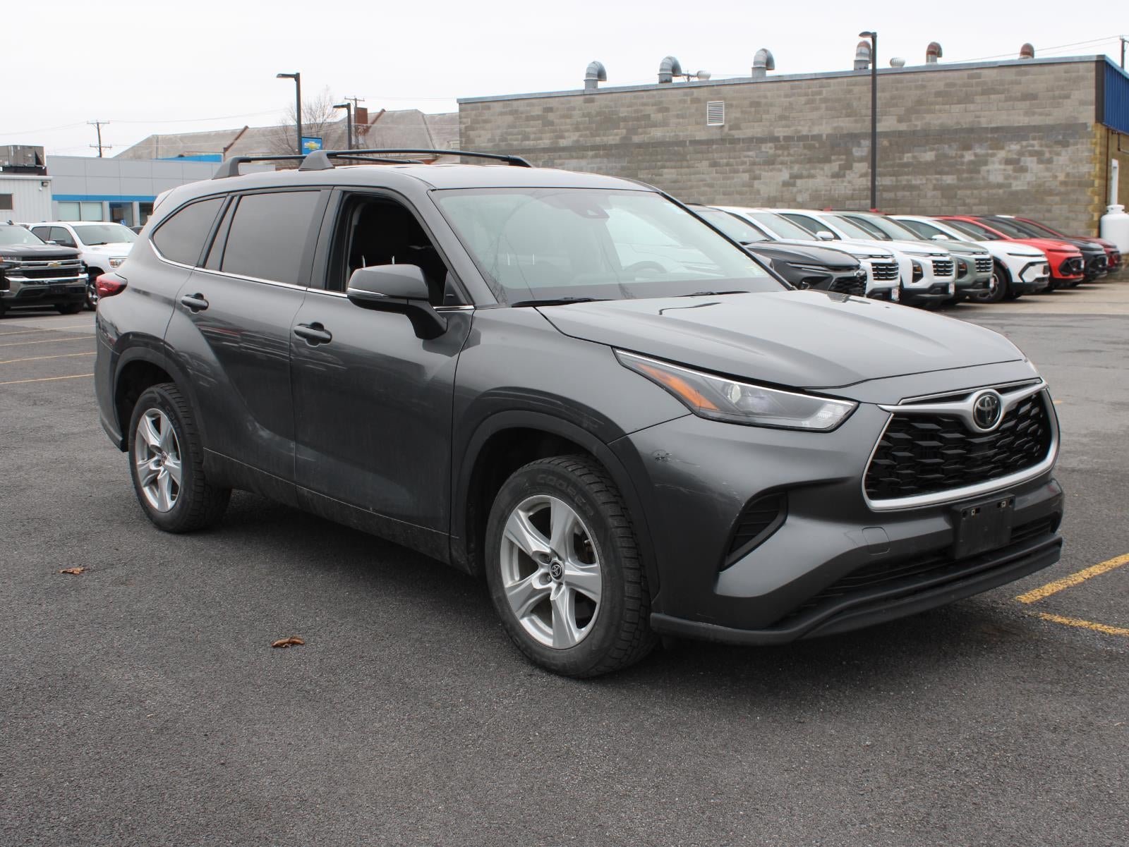 2023 Toyota Highlander L