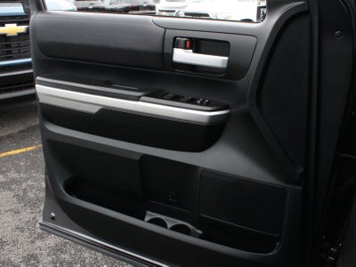 2017 Toyota Tundra SR5 5.7L V8