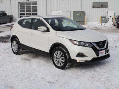 2022 Nissan Rogue Sport SV